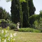 Casa Vinela * Buje
