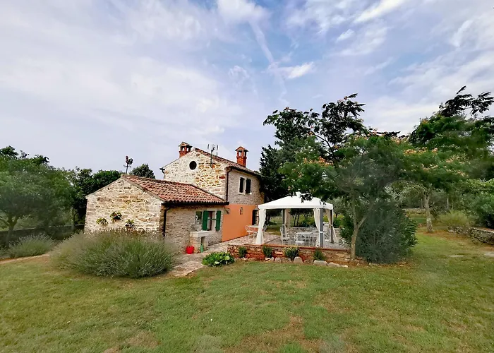 Casa Vinela