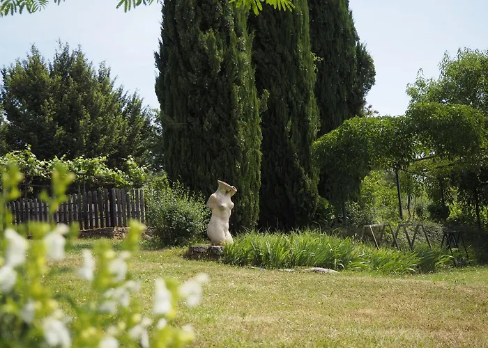 Casa Vinela * Buje